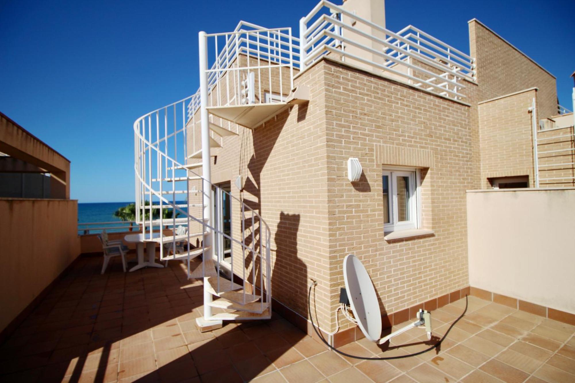 Апартаменти Atico Con Piscina Privada En Primera Linea Денія Номер фото